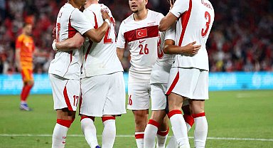 A Milli Futbol Takımı'ndan 4 gollü prova