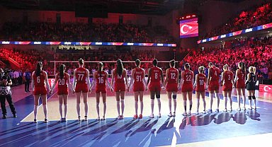 A Milli Kadın Voleybol Takımı, Fransa'yı 3-0 mağlup etti