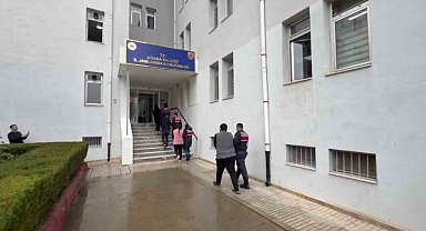 Adana merkezli 23 ilde 'yasa dışı bahis' operasyonu: 47 gözaltı
