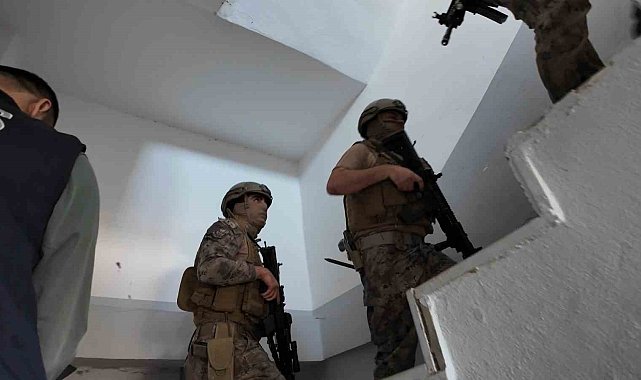 Adıyaman'da sanal devriye operasyonunda 14 kişi gözaltına alındı