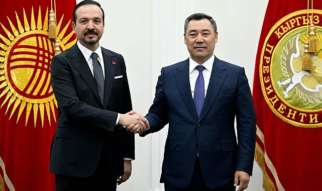 AK Parti Genel Başkan Yardımcısı Zorlu, Kırgızistan Cumhurbaşkanı Caparov ile bir araya geldi