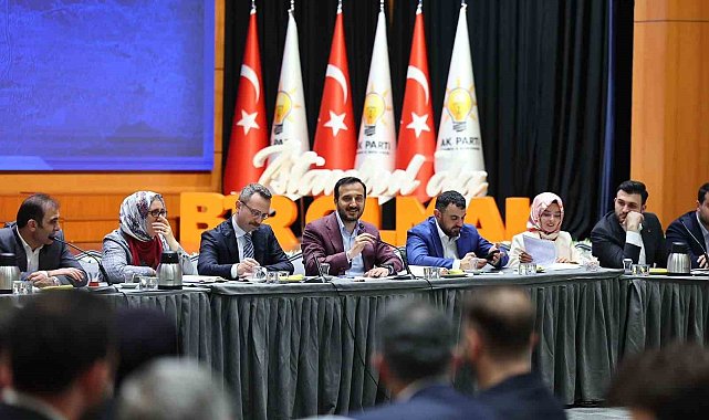 AK Parti İstanbul'dan 39 ilçede üye buluşması: 5 ayda 50 bin yeni üye
