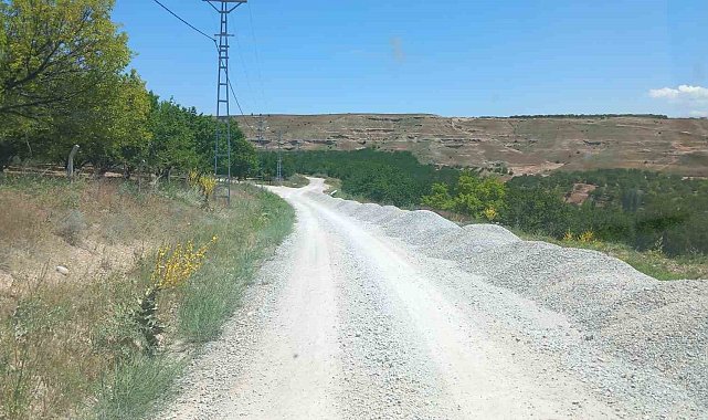 Akçadağ'ın yol ağı güçleniyor