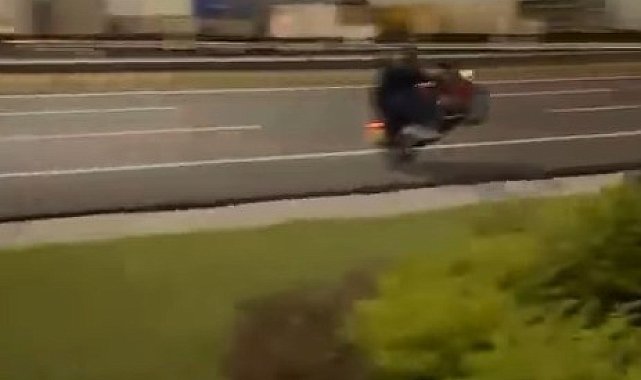 Akrobatik hareketlerle motosiklet kullanan sürücü ve araç sahibine 48 bin 719 lira ceza