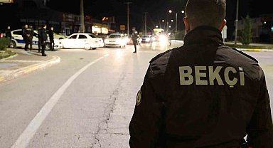 Aksaray polisi şok uygulamalarla şehir genelinde denetim yapıyor