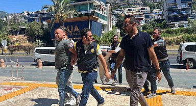 Alanya'da tartışma cinayetle bitti: 1 ölü, 3 şüpheli adliyeye sevk edildi