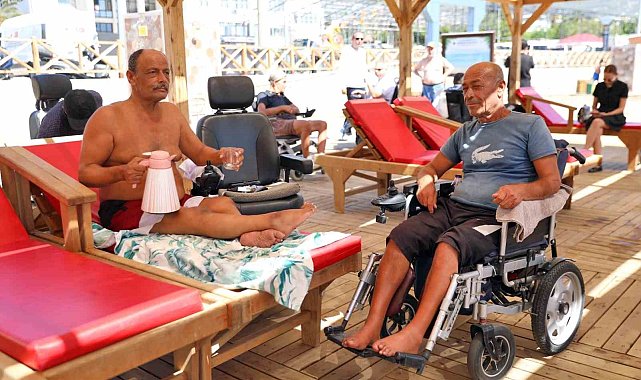 Alanya'da vatandaşların gözdesi halk plajları
