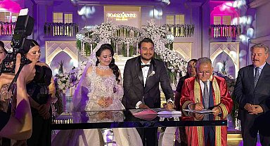 Altan Aydemir'in mutlu günü