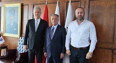 Altay'da Başkan Sinan Kanlı, Ahmet Nur Çebi ve Mahmut Özgener buluştu