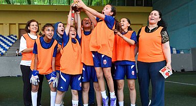 Ankara'da Anne-Kız Futbol Turnuvası coşkusu