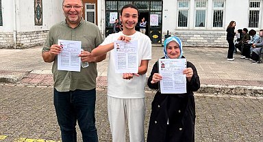 Anne, baba ve oğul aynı okulda YKS heyecanı yaşadı