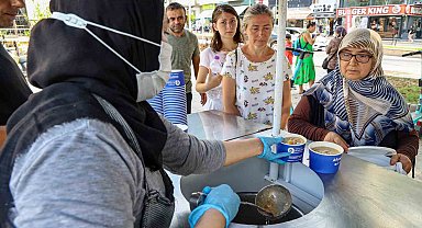 Antalya Büyükşehir Belediyesi'nden Muharrem ayı boyunca aşure ikramı