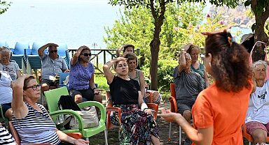 Antalya Muratpaşa'dan Parkinson hastalarına hareket desteği