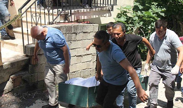 Antalya'da 41 yaşındaki adam evinin bahçesinde ölü bulundu