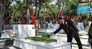 Antalya'da şehitler dualarla anıldı