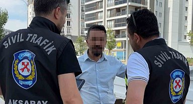 Aracına sahte plaka taktı, yakalanınca "işimiz acildi" dedi