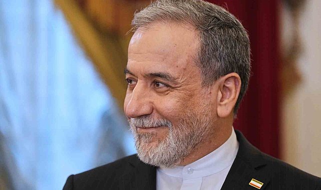 Arakçi: " Anlaşma iki aşamadan oluşuyor, nükleer konuları ikinci aşamaya taşıdık"
