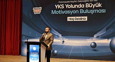 Arnavutköy'de YKS'ye hazırlanan gençlere motivasyon desteği