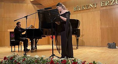 Atatürk Üniversitesi öğrencilerinden muhteşem şan konseri