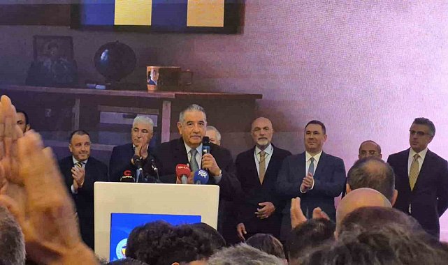 Aziz Yıldırım: "Yeniden en büyük Fenerbahçe dönemi ufukta"