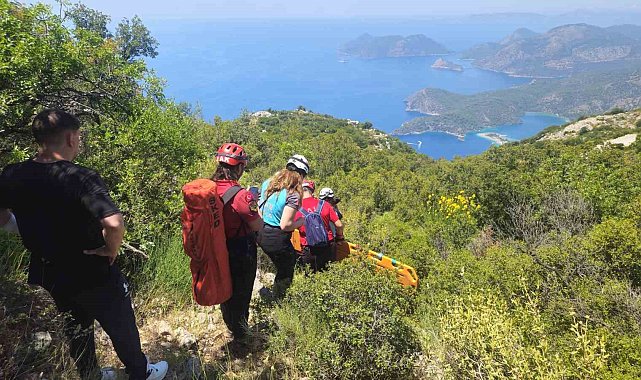 Babadağ'da yamaç paraşütü kazası: "Pilot ve Rus turist yaralandı"