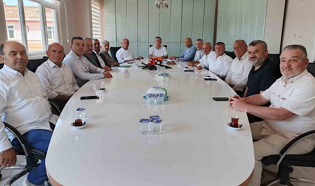 Bafra'da ziraat odası başkanlarından buğday ve arpa fiyatı açıklaması