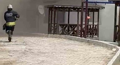 Bağ evinde çıkan yangına itfaiye müdahale etti