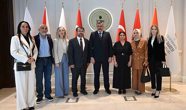 Bakan Çiftçi: "Yıl başına kadar sokak köpeklerinin hepsini barınaklara toplatacağım"