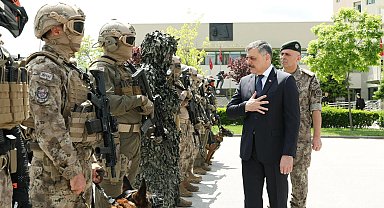 Bakan Çiftçi'den 15 Temmuz'un kahramanlarına ziyaret