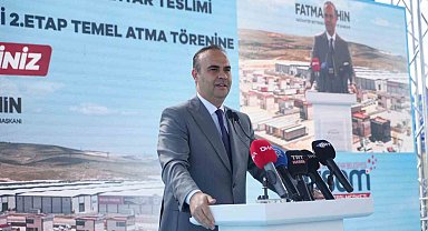 Bakan Kacır: "Türkiye olarak tarih sahnesine eskisinden çok daha kuvvetli ve çok daha iddialı çıkıyoruz"
