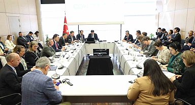 Bakan Kurum, Bonn'da COP31 Ev Sahibi Ülke Anlaşması'nı imzaladı
