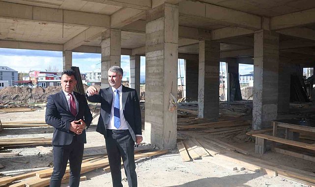 Bakan Yardımcısı Tarıkdaroğlu, huzurevi projesini yerinde inceledi