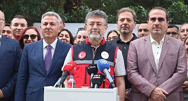 Bakan Yumaklı, İzmir'de Biyoteknik Mücadele Araştırma Merkezi'nin açılışını yaptı