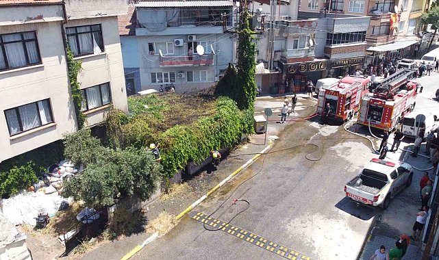 Balıkesir'de çardak yangını korkuttu