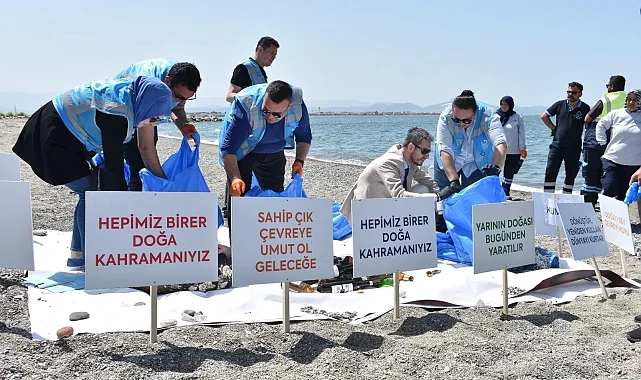 Balıkesir'de Deniz Çöpleri İzleme Programı ile kıyı temizliği yapıldı