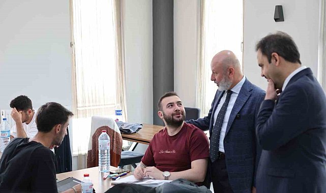 Başkan Çolakbayrakdar, sınava girecek öğrencilere başarılar diledi