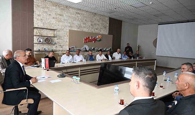 Başkan Er, muhtarların taleplerini dinledi