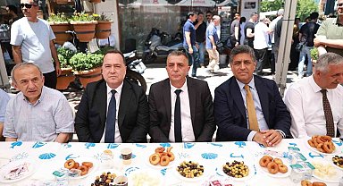 Başkan Şimşek, annesi için düzenlediği hayır programında taziyeleri kabul etti