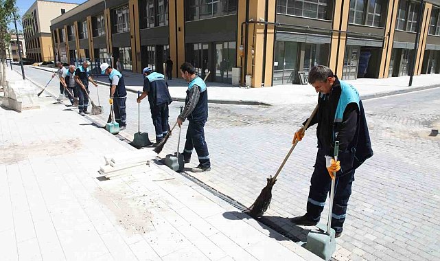 Battalgazi Belediyesi'nden Akpınar Çarşısı'nda temizlik çalışması