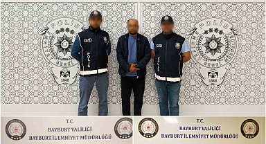 Bayburt'ta düzensiz göçle mücadele: 5 göçmen, 4 organizatör yakalandı