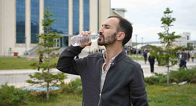 Bayburtlu genç AYT'ye yine okunmuş suyla geldi: "Kerameti sadece suya bağlamamak lazım"