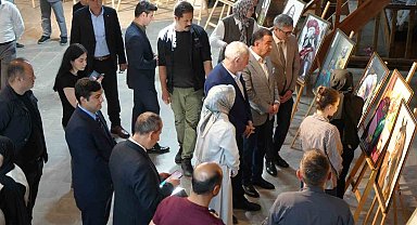 Bayburtlu genç yeteneklerin eserleri tarihi Taşhan'da sergilendi