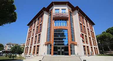 Bayındır'da uyuşturucu operasyonu: 3 gözaltı