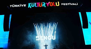 Bengü'den Manisa'da muhteşem gece