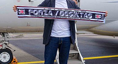 Beşiktaş, teknik direktörlük görevi için İtalyan çalıştırıcı Vincenzo Italiano ile görüşmelere başlandığını Kamuyu Aydınlatma Platformu'na bildirdi.