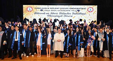 BEUN'da geleceğin yöneticileri mezuniyet coşkusu yaşadı