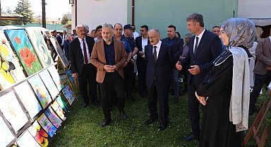 Beyşehir ve Hüyük'te el emeği eserler görücüye çıktı