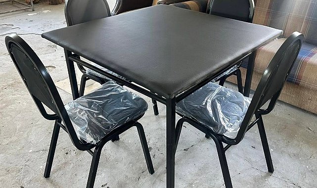 Bilecik'te sosyal alanlara masa ve sandalye desteği sağlandı