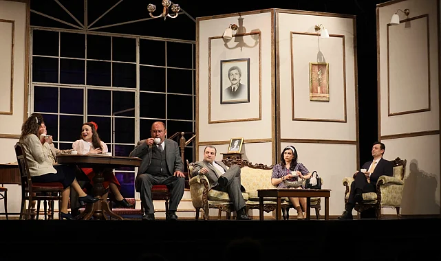 'Bir Adam Yaratmak' Bursa'da sahnelendi
