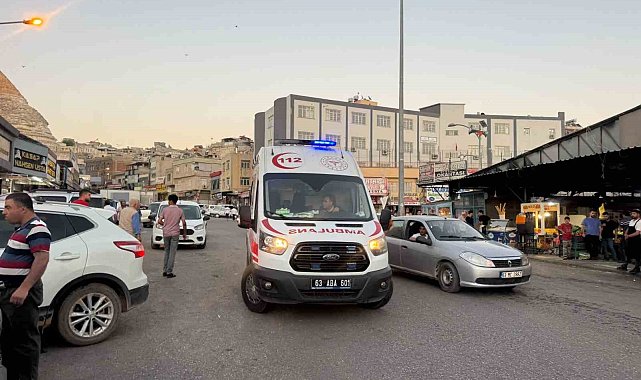 Birecik'te bıçaklı kavga: 1 yaralı